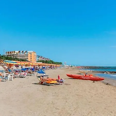 Beautiful With Private Garden * Porto Santa Margherita di Caorle